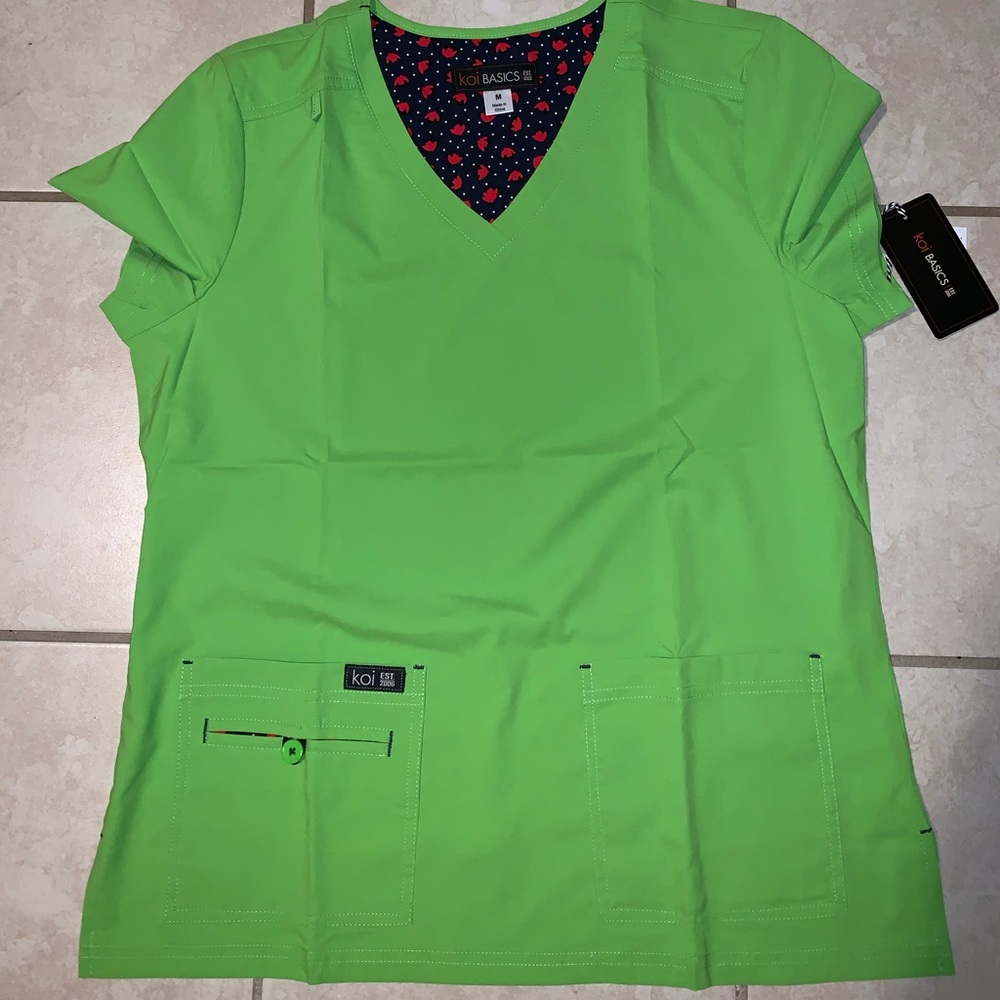 Koi basics scrub top